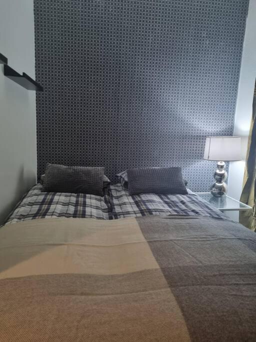 Apartment In The City Center โรวานิเอมิ ภายนอก รูปภาพ